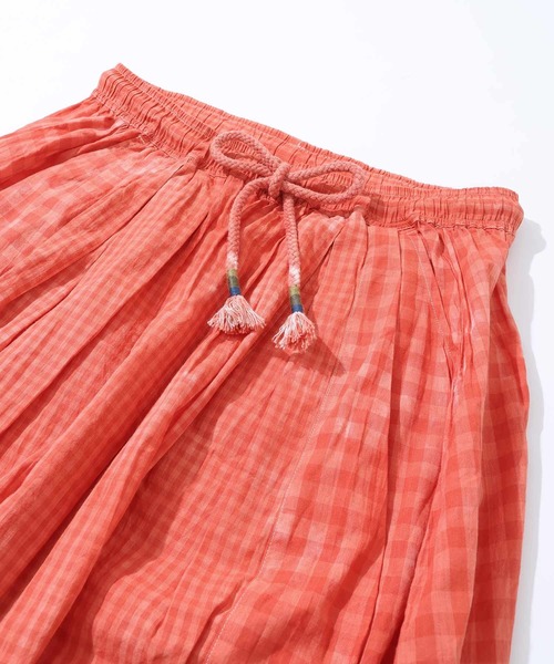 KRIFF MAYER(クリフメイヤー)の「チェックタイダイスカート(スカート・レディース・ブルー/レッド/ブラック・MEDIUM/LARGE)」の16枚目の写真