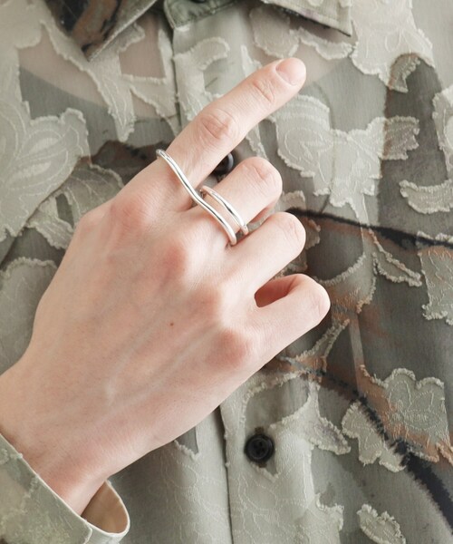 tk.TAKEO KIKUCHI(ティーケータケオキクチ)の「【BOX付】Wフィンガーリング(リング・メンズ・シルバー・17)」の4枚目の写真