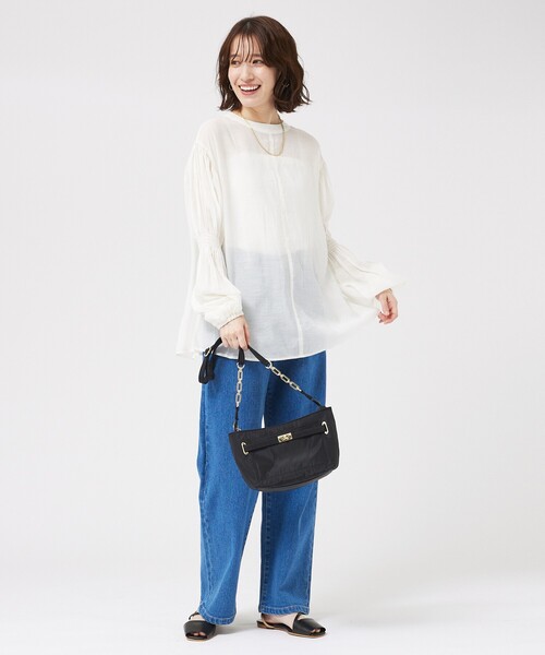 abahouse mavie(アバハウスマヴィ)の「キャンディスリーブ2WAYシアーブラウス/春服(シャツ/ブラウス・レディース・ブラック/サックスブルー/アイボリー/グリーン・フリー)」の6枚目の写真
