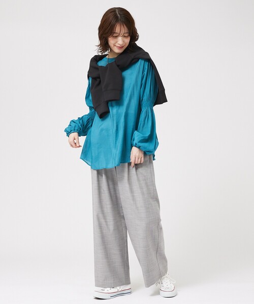 abahouse mavie(アバハウスマヴィ)の「キャンディスリーブ2WAYシアーブラウス/春服(シャツ/ブラウス・レディース・ブラック/サックスブルー/アイボリー/グリーン・フリー)」の15枚目の写真