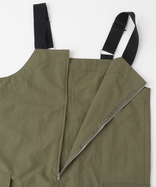 ITEMS URBANRESEARCH（アイテムズ アーバンリサーチ）の「ミリタリージャンパースカート（ワンピース・レディース・カーキ/ブラック・FREE）」の8枚目の写真