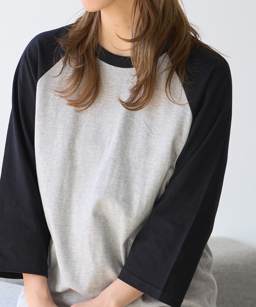 United Athle(ユナイテッドアスレ)の「【UNITED ATHLE】raglan sleeves T‐shirts / ラグランスリーブ 3/4スリーブ ラグランスリーブTシャツ 7分袖Tシャツ バイカラー クルーネック 2026年 夏 夏服(Tシャツ/カットソー・レディース・ホワイト×ネイビー/ホワイト×ブラック/ブラック/ミックスグレー・S/M/L/XL)」の1枚目の写真