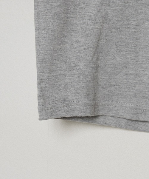 United Athle(ユナイテッドアスレ)の「【UNITED ATHLE】raglan sleeves T‐shirts / ラグランスリーブ 3/4スリーブ ラグランスリーブTシャツ 7分袖Tシャツ バイカラー クルーネック 2026年 夏 夏服(Tシャツ/カットソー・レディース・ホワイト×ネイビー/ホワイト×ブラック/ブラック/ミックスグレー・S/M/L/XL)」の7枚目の写真