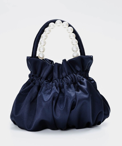 darial(ダリアル)の「【darial】3way pearl satin bag 3way パール サテンバッグ お呼ばれ 結婚式 二次会 成人式 同窓会 セレモニードレス パーティドレス オケージョンドレス(ハンドバッグ・レディース・ブラック/ゴールド/ネイビー/ホワイト・フリー)」の12枚目の写真
