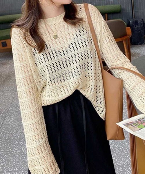 maison de LATIR(メゾンドラティール)の「夏服で大人の抜け感メッシュニット◎クロシェット編み透け感サマーニットでレイヤードが効く(シャツ/ブラウス・レディース・ブラック/カーキ/ホワイト/ブラウン/ベージュ/グリーン系その他/ブラック系その他/ベージュ系その他/ホワイト系その他・ONESIZE)」の6枚目の写真