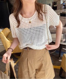 夏服で大人の抜け感メッシュニット◎クロシェット編み透け感サマーニットでレイヤードが効く