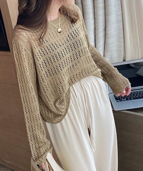 maison de LATIR(メゾンドラティール)の「夏服で大人の抜け感メッシュニット◎クロシェット編み透け感サマーニットでレイヤードが効く(シャツ/ブラウス・レディース・ブラック/カーキ/ホワイト/ブラウン/ベージュ/グリーン系その他/ブラック系その他/ベージュ系その他/ホワイト系その他・ONESIZE)」の13枚目の写真