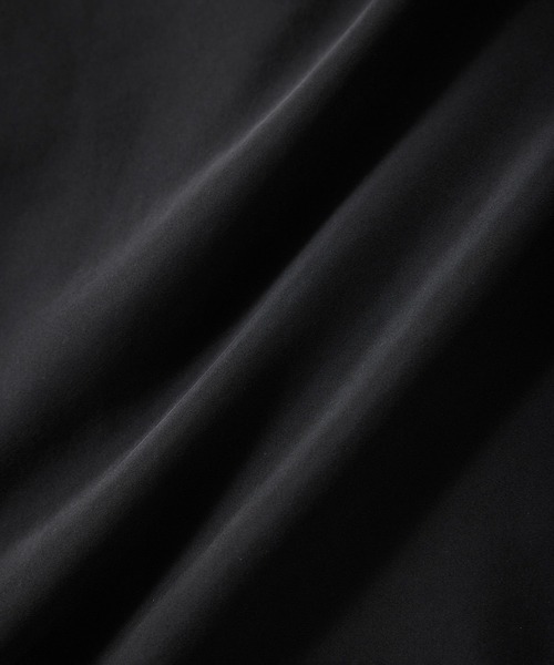 SALON adam et rope'（サロン アダム エ ロペ）の「[25SS]GENTLE SILK ハーフスリーブジャケット【セットアップ対応・洗える】（シャツ/ブラウス・レディース・ブラック/ブルー/ベージュ・FREE）」の4枚目の写真