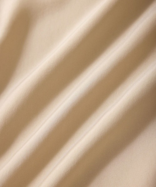 SALON adam et rope'（サロン アダム エ ロペ）の「[25SS]GENTLE SILK ハーフスリーブジャケット【セットアップ対応・洗える】（シャツ/ブラウス・レディース・ブラック/ブルー/ベージュ・FREE）」の5枚目の写真
