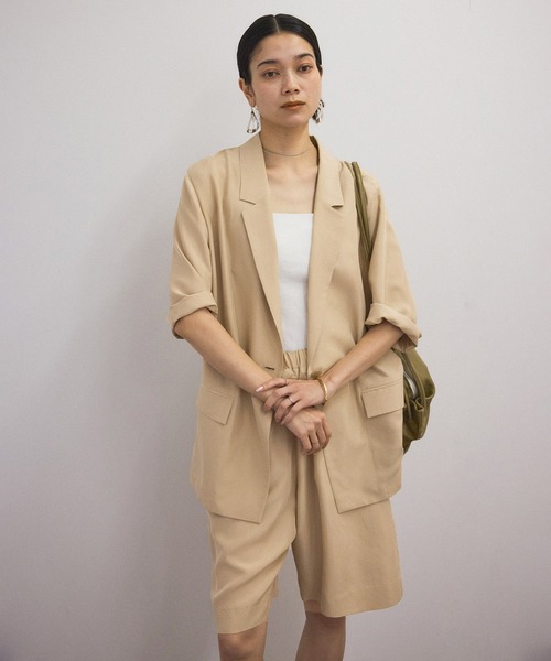 SALON adam et rope'（サロン アダム エ ロペ）の「[25SS]GENTLE SILK ハーフスリーブジャケット【セットアップ対応・洗える】（シャツ/ブラウス・レディース・ブラック/ブルー/ベージュ・FREE）」の18枚目の写真