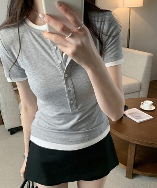 Doux Belle（ドゥーベル）の「ハーフボタンヘンリーネックトップス（Tシャツ/カットソー・レディース・ホワイト/ブラック/ネイビー/グレー・MEDIUM）」の9枚目の写真