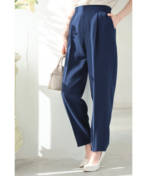 cawaii(カワイイ)の「美脚研究をした プレミアム パンツ(スラックス・レディース・アイボリー/ネイビー・M-Short/M-Long/L-Long/L-Short)」の1枚目の写真
