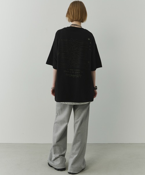 AIVER(アイバー)の「AIVER ハンドノイズS/S TEE(Tシャツ/カットソー・メンズ・ホワイト/ライトグレー/ブラック/チャコールグレー・SMALL/MEDIUM/LARGE)」の17枚目の写真