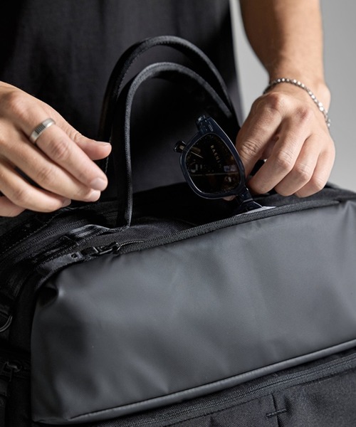 incase（インケース）の「Incase A.R.C. Duffel-Black（ボストンバッグ・メンズ・ブラック・ONE SIZE）」の19枚目の写真