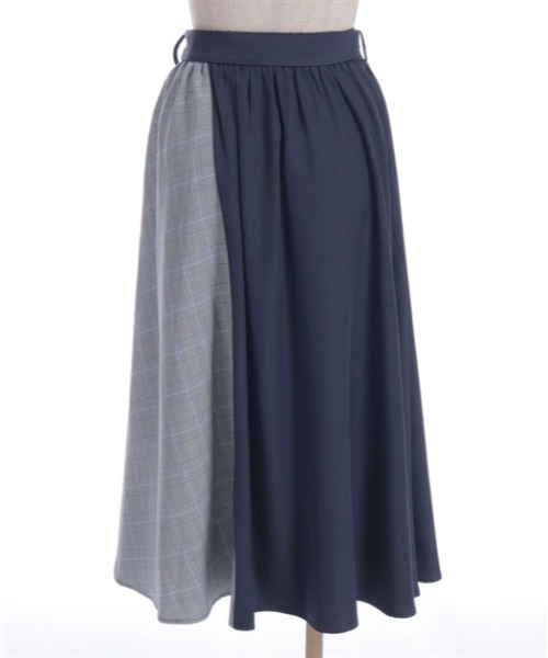 axes femme（アクシーズファム）の「チェック切替フリルスカート（スカート・レディース・ブラック/ラベンダー/ネイビー・FREE）」の14枚目の写真