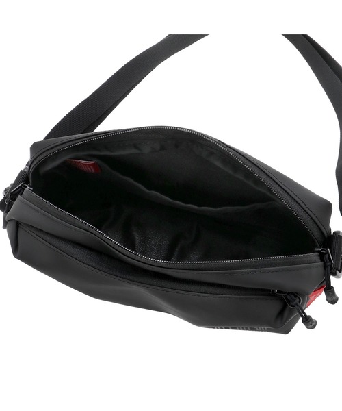 Manhattan Portage(マンハッタンポーテージ)の「Jogger(L)JPN Ver.2 VEG Leather 600D HYDR(ショルダーバッグ・メンズ・ブラック/グレー・X-SMALL)」の17枚目の写真