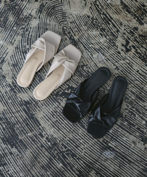 LIAN(リアン)の「リボンサンダル(サンダル・レディース・ブラック/ベージュ・LARGE/MEDIUM)」の14枚目の写真