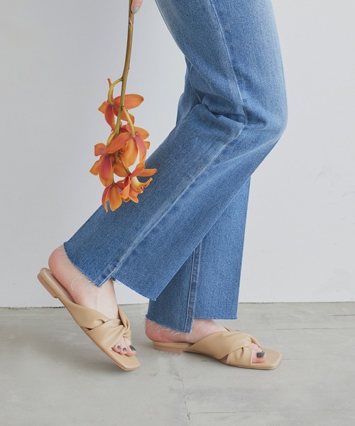 LIAN(リアン)の「リボンサンダル(サンダル・レディース・ブラック/ベージュ・LARGE/MEDIUM)」の16枚目の写真