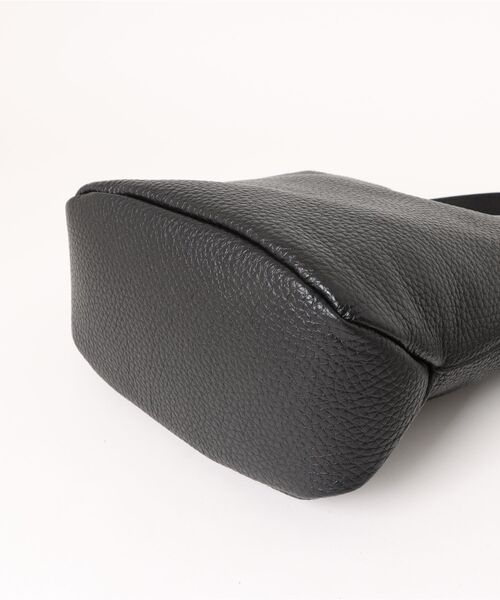 Scrap Book（スクラップブック）の「【LORISTELLA】アシメ ワンハンドルバッグ（ショルダーバッグ・レディース・ホワイト/ブラック・FREE）」の4枚目の写真