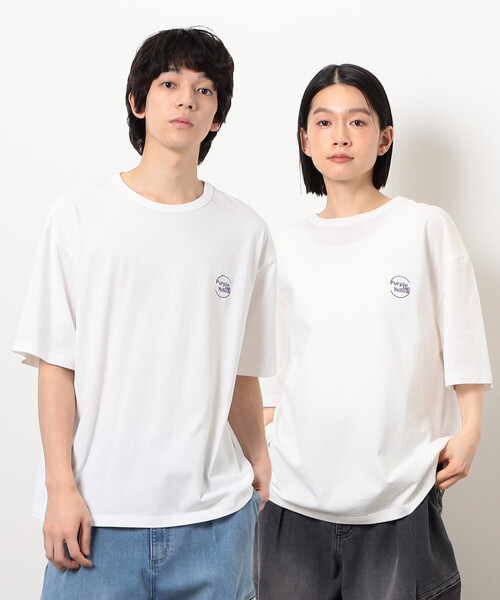 Purple&Yellow(パープルアンドイエロー)の「サークルロゴ ミニ刺繍 半袖Tシャツ(Tシャツ/カットソー・メンズ・ブラック/ホワイト/ブラウン/アイボリー・LARGE/MEDIUM/SMALL)」の1枚目の写真