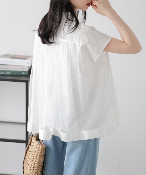 La-gemme(ラジェム)の「ギャザーチュールドッキング フレンチスリーブシャツ(シャツ/ブラウス・レディース・ブラック/ホワイト・フリー)」の3枚目の写真