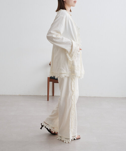 Omekashi（オメカシ）の「バテンレースラインパンツ（その他パンツ・レディース・オフホワイト/ブラック・36/38）」の21枚目の写真