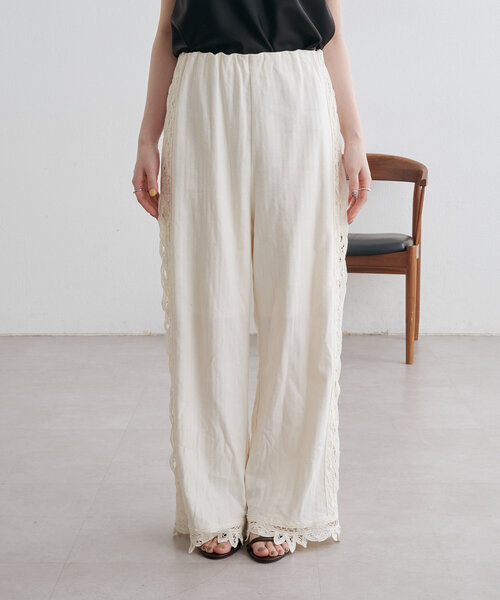 Omekashi（オメカシ）の「バテンレースラインパンツ（その他パンツ・レディース・オフホワイト/ブラック・36/38）」の19枚目の写真