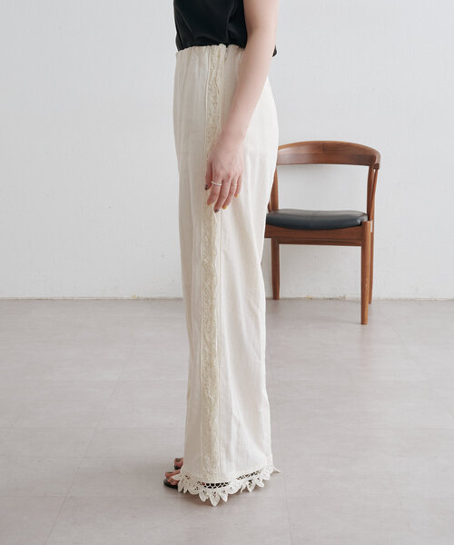 Omekashi（オメカシ）の「バテンレースラインパンツ（その他パンツ・レディース・オフホワイト/ブラック・36/38）」の18枚目の写真