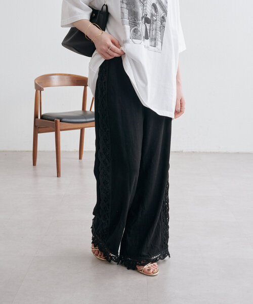Omekashi（オメカシ）の「バテンレースラインパンツ（その他パンツ・レディース・オフホワイト/ブラック・36/38）」の11枚目の写真
