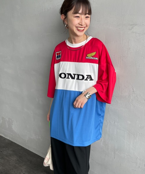 JEANS FACTORY （ジーンズファクトリー）の「[HONDA×JEANS FACTORY/ホンダ×ジーンズファクトリー] HONDA コラボレーション レーシング ジャージTシャツ（Tシャツ/カットソー・レディース・レッド・S/M/L）」の4枚目の写真