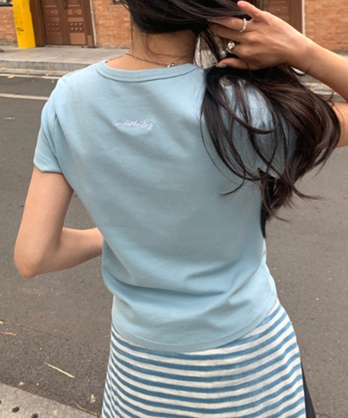 Vipoa(ヴィポア)の「back lettering tee(Tシャツ/カットソー・レディース・ホワイト/ライトグレー/ライム/ネイビー/グレー/ブルー・FREE)」の6枚目の写真