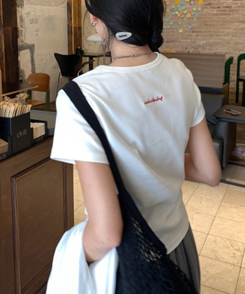 Vipoa(ヴィポア)の「back lettering tee(Tシャツ/カットソー・レディース・ホワイト/ライトグレー/ライム/ネイビー/グレー/ブルー・FREE)」の12枚目の写真