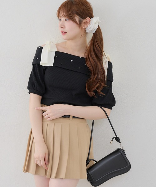continuer de NICE CLAUP（コンティニューデナイスクラップ）の「リブ肩リボンオフショル（Tシャツ/カットソー・レディース・ブラック/オフホワイト/ピンク・FREE）」の18枚目の写真