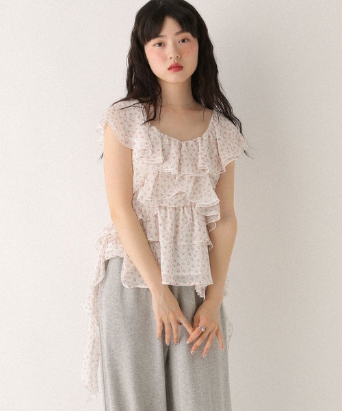 Heather(ヘザー)の「フィッシュテールフリルブラウス 499191(シャツ/ブラウス・レディース・ベージュ/ブラック/アイボリー・FREE)」の4枚目の写真