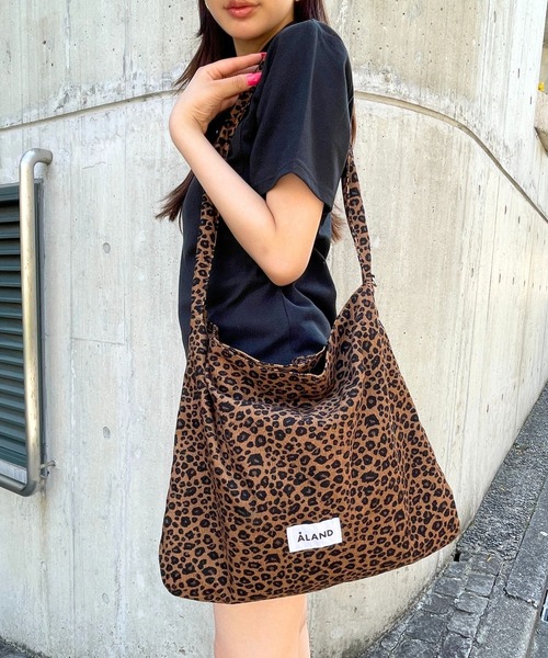 ALAND（エーランド）の「【UNISEX】ALAND／アソート柄トートバッグ（トートバッグ・レディース・その他1/その他2/その他3/その他5/その他4/その他6/その他7/その他11/その他8/その他10/その他9/その他12/その他14/その他15/その他13・ONE SIZE）」の3枚目の写真