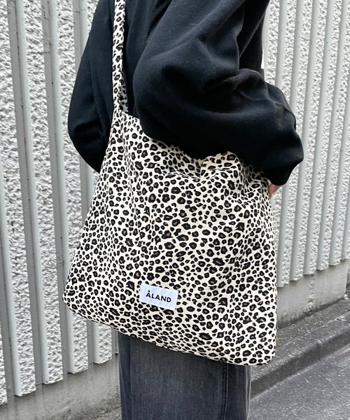 ALAND（エーランド）の「【UNISEX】ALAND／アソート柄トートバッグ（トートバッグ・レディース・その他1/その他2/その他3/その他5/その他4/その他6/その他7/その他11/その他8/その他10/その他9/その他12/その他14/その他15/その他13・ONE SIZE）」の4枚目の写真