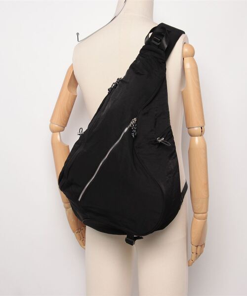UNISEX》Nylon Sling Bag/ナイロンスリングバッグ 【MAISON