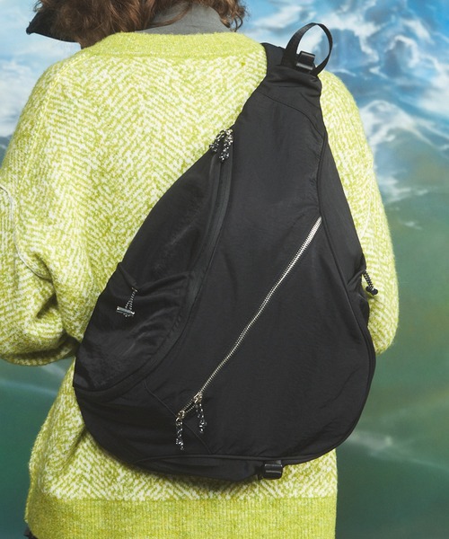 UNISEX》Nylon Sling Bag/ナイロンスリングバッグ 【MAISON SPECIAL