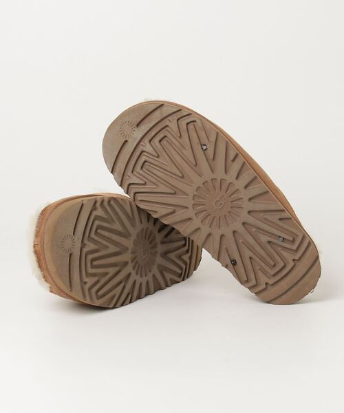 natsu※完売品UGGフラットサンダル期間限定値下げ！！ UGG Australia アグ トングサンダル フラットサンダル Carey