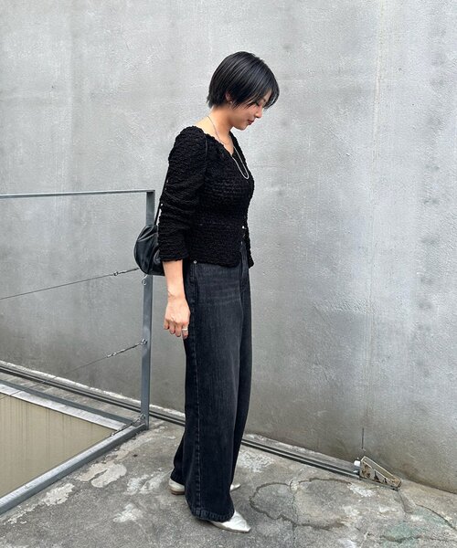 SHENERY(シーナリー)の「《インフルエンサー@tsuru00コラボ》2WAYシャーリングブラウス(シャツ/ブラウス・レディース・カーキ/オフホワイト/ピンク/ブラック・FREE)」の14枚目の写真