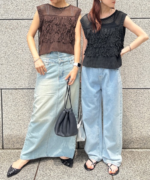 ISOOK(アイスー)の「【ISOOK / アイスー】ループフリンジニットベスト / サマーニット ビスチェ ニットタンク 綿タッチ クルーネック ノースリーブ タンクトップ クロップド丈 ショート丈 短丈 レイヤード 夏 アイボリー ホワイト ブラウン ブラック 白 茶 黒 ZOZOTOWN限定(タンクトップ・レディース・ブラック/ブラウン/アイボリー・FREE)」の11枚目の写真