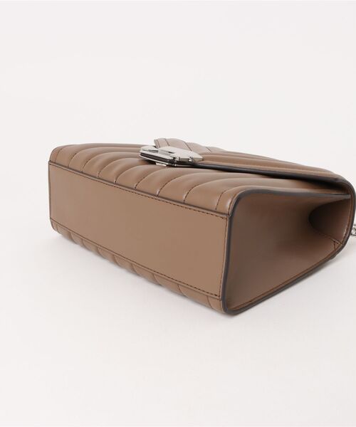 MICHAEL KORS(マイケルコース)の「WHITNEY MD FLAP CHN SHLDR ショルダーバッグ(ショルダーバッグ・レディース・ブラウン系・FREE)」の3枚目の写真