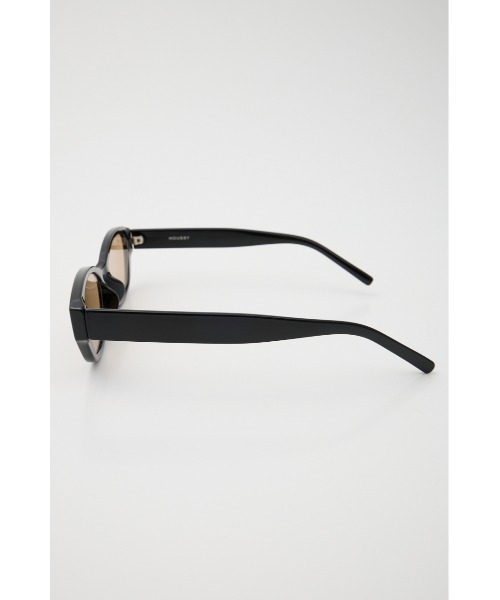 MOUSSY（マウジー）の「SLIM CAT アイウェア（サングラス・レディース・ブラック/マジェンタ・FREE）」の6枚目の写真