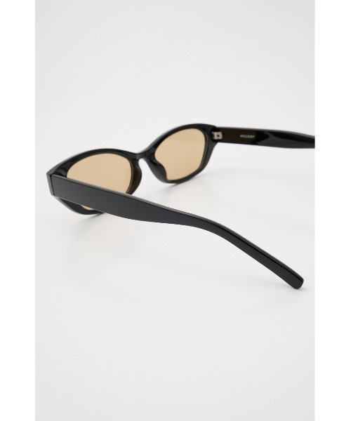 MOUSSY（マウジー）の「SLIM CAT アイウェア（サングラス・レディース・ブラック/マジェンタ・FREE）」の9枚目の写真