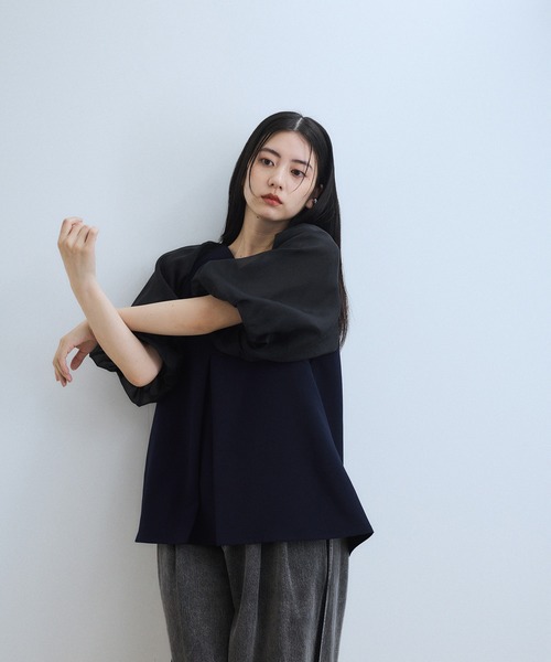 ADAM ET ROPE'(アダムエロペ)の「【WEB限定】シアーパフスリーブブラウス(シャツ/ブラウス・レディース・ネイビー/ブラック・FREE)」の8枚目の写真