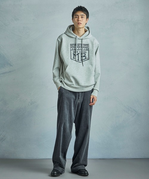 MEN'S BIGI(メンズビギ)の「【50th Anniv . 菊池武夫】LOGO HOODIE(パーカー・メンズ・グレー/ブラック・01/02/03)」の22枚目の写真