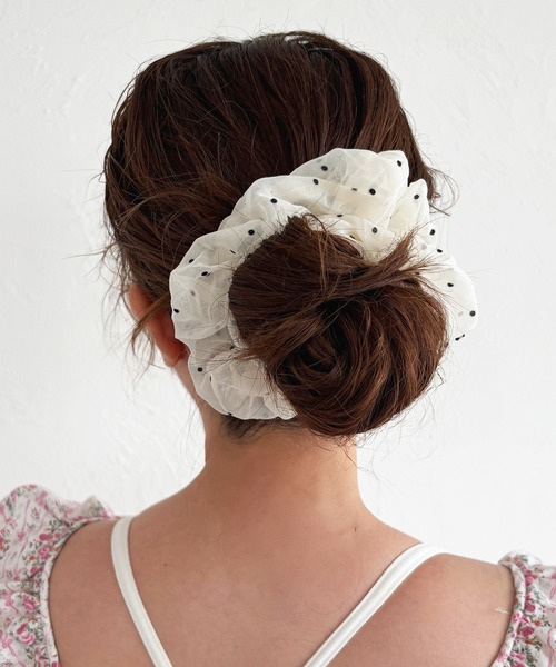 kutir（クティール）の「kutirlune／シアードットシュシュ（シュシュ・レディース・ホワイト・FREE）」の4枚目の写真