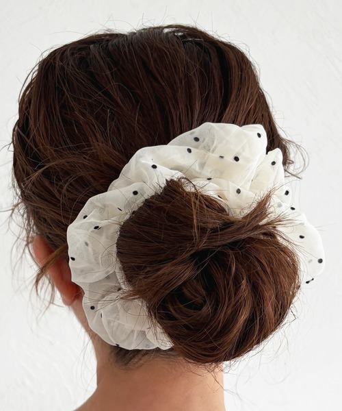 kutir（クティール）の「kutirlune／シアードットシュシュ（シュシュ・レディース・ホワイト・FREE）」の5枚目の写真