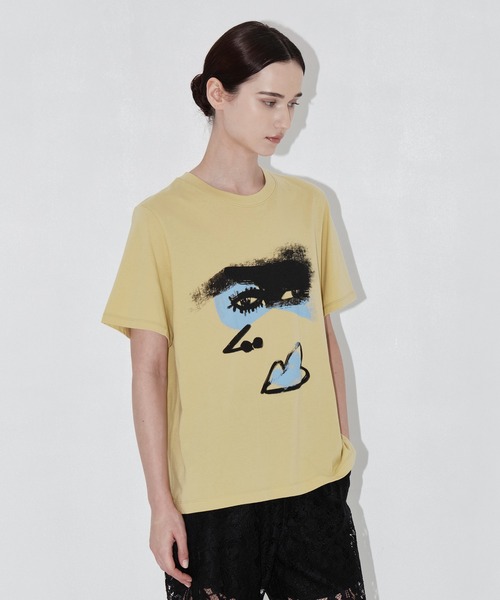 AKIRANAKA(アキラナカ)の「【AKIRANAKA/アキラナカ】EX.Graphic Art Tee B別注グラフィックアートTシャツ(Tシャツ/カットソー・レディース・イエロー・FREE)」の5枚目の写真