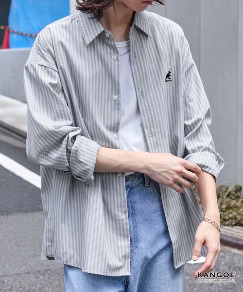 KANGOL（カンゴール）の「KANGOL/カンゴール 別注 ワンポイントロゴ刺繍  アソート レギュラーカラー長袖シャツ ＜抗菌 / 防臭 / イージーケア＞（シャツ/ブラウス・メンズ・ネイビー/ブラック系/ブルー系/ホワイト/ベージュ系/ネイビー系1/ネイビー系/グレー系・S/M/L）」の3枚目の写真